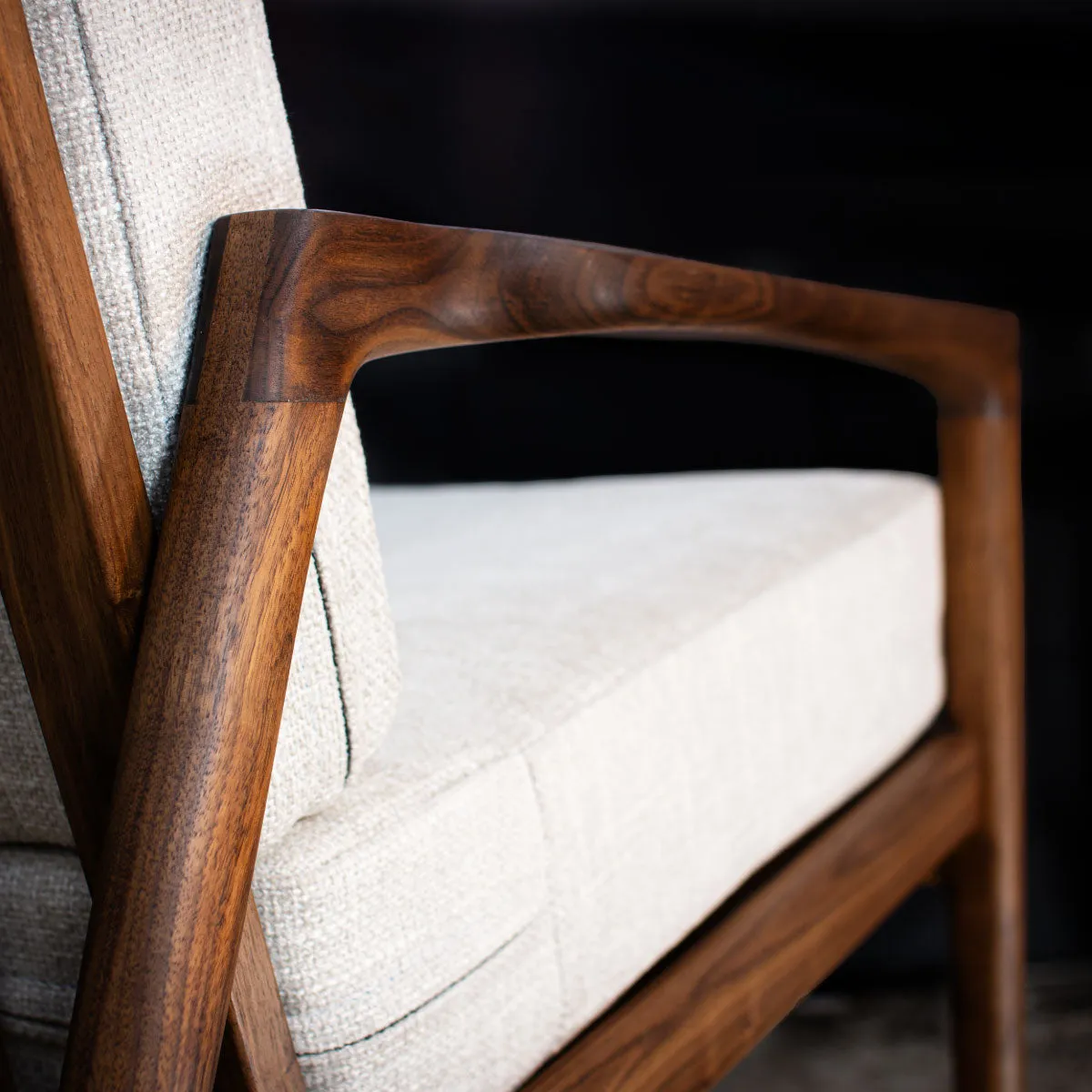 Aria Armchair