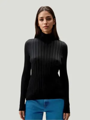 LÉMME Extra Fine Merino Wool Ribbed Turtleneck